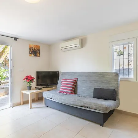 W Pool Seaview In Cometa