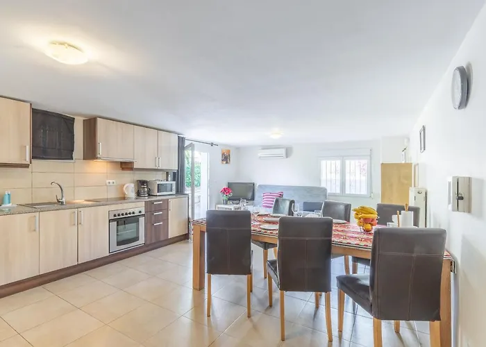 W Pool Seaview In Cometa Вилла Кальпе