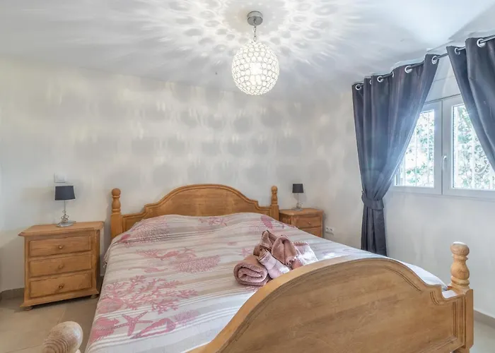 Вилла W Pool Seaview In Cometa