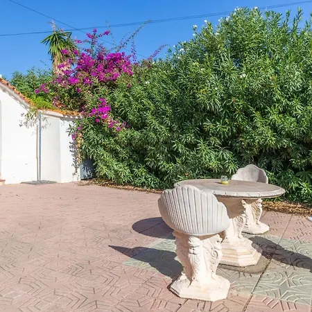 W Pool Seaview In Cometa Villa