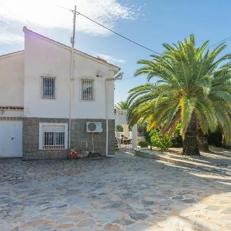 Villa W Pool Seaview In Cometa *