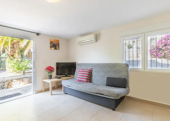 W Pool Seaview In Cometa